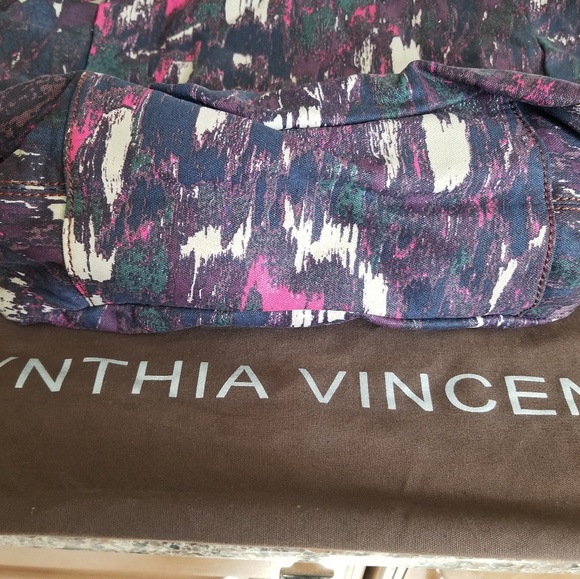 Cynthia Vincent Berkeley Large Tote Bag - Picture 3 of 5